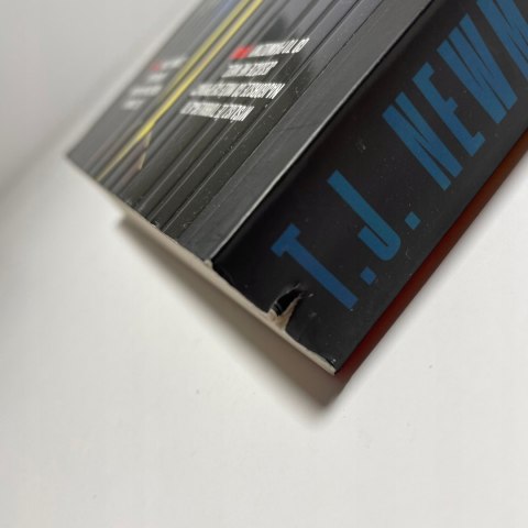 Ultimatum T.J. Newman Ultimatum T.J. Newman