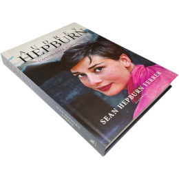 Audrey Hepburn. Uosobienie elegancji Sean Hepburn Ferrer