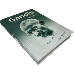 Gandhi Jestem żołnierzem pokoju Jose Freches