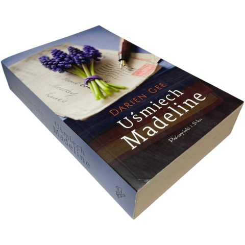 Uśmiech Madeline Darien Gee