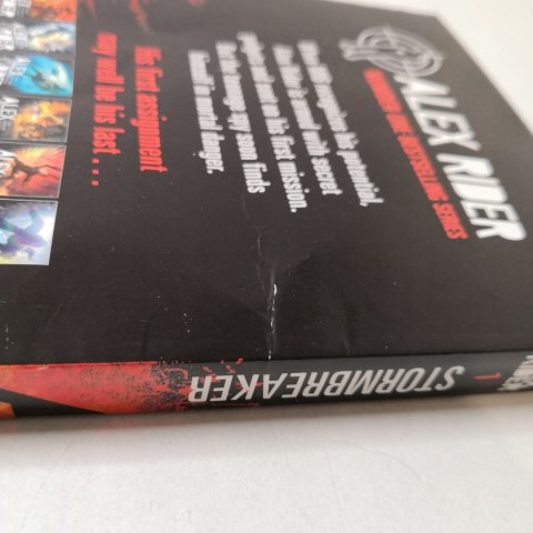 ALEX RIDER STORMBREAKER Anthony Horowitz ALEX RIDER STORMBREAKER Anthony Horowitz