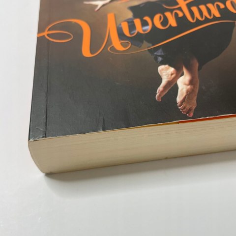 Uwertura Adrianna Rozbicka Uwertura Adrianna Rozbicka